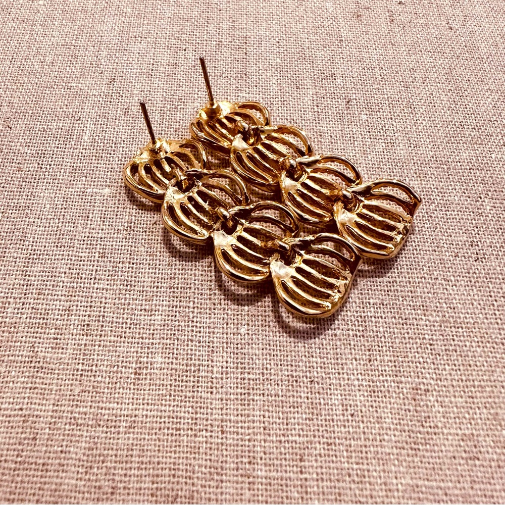 Vintage | Earrings | Statement - Picture 2 of 4